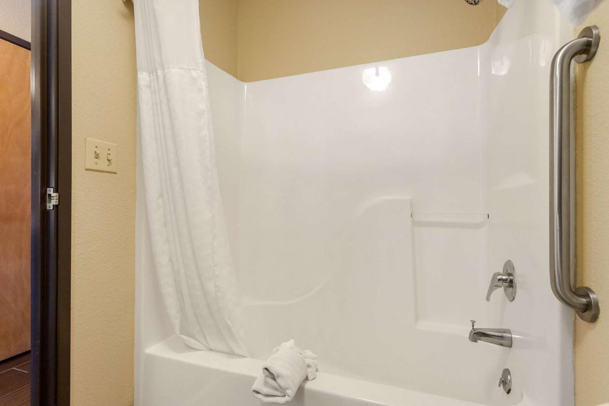 Comfort Inn & Suites Pittsburg Dış mekan fotoğraf