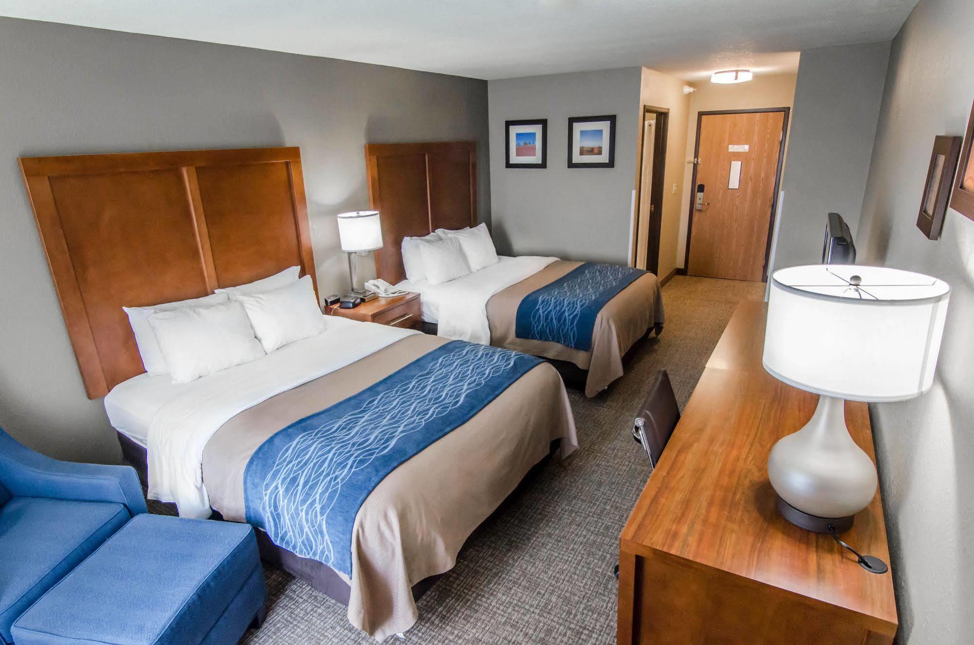 Comfort Inn & Suites Pittsburg Dış mekan fotoğraf