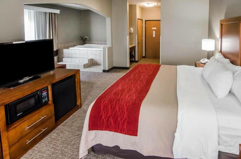 Comfort Inn & Suites Pittsburg Dış mekan fotoğraf