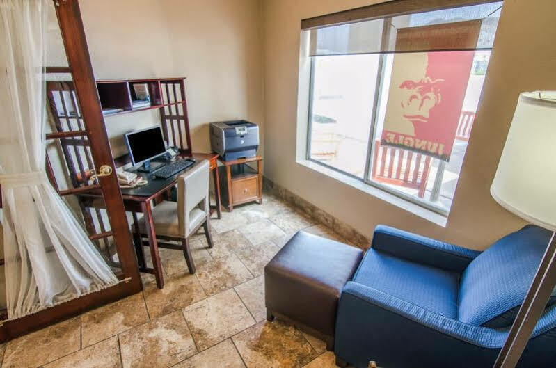 Comfort Inn & Suites Pittsburg Dış mekan fotoğraf